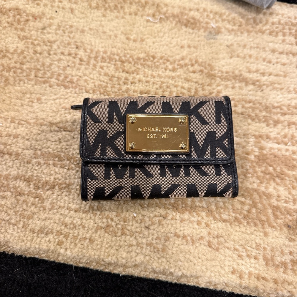 Michael Kors Black and Tan Key Card Holder with Signature Design